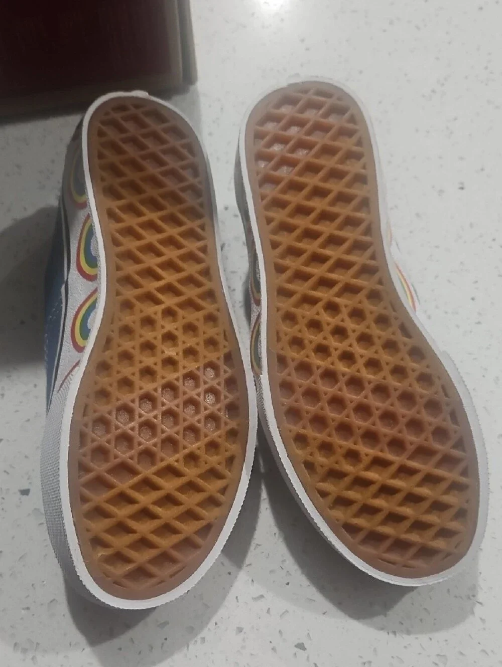 Vans low top